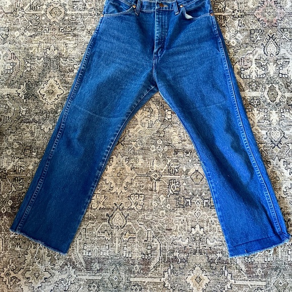 Vintage Wrangler High-Rise Jeans - Picture 3 of 9